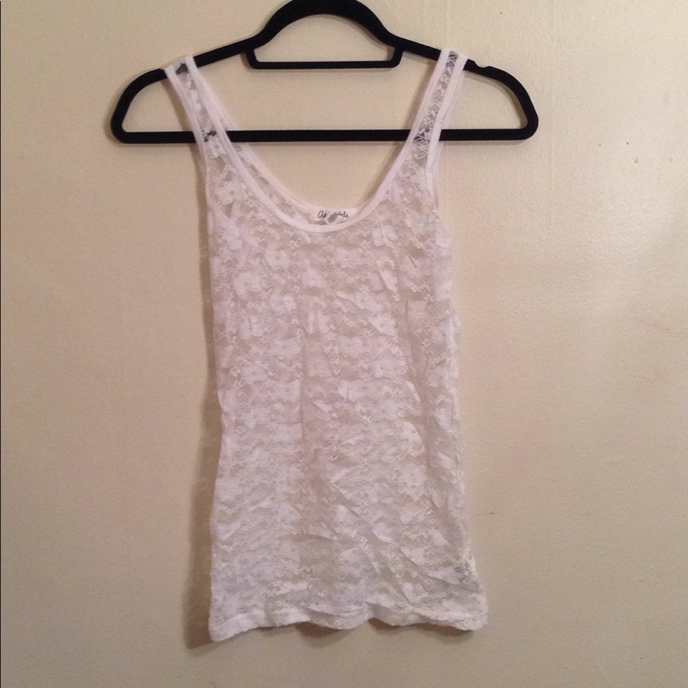 White Lace Tank ⭐️