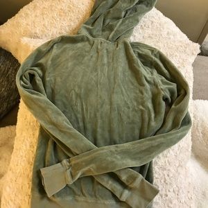 Juicy couture sweater 🐸