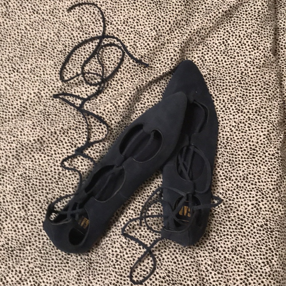 **SOLD NWOB Women’s Navy Gap shoes. Size 8.