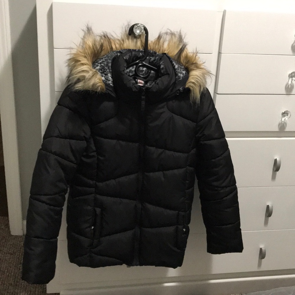 Girls size XL 14 black puffer coat