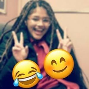 Meet your Posher, Nessa