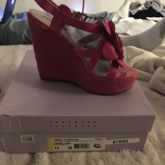 Authentic Vera Wang Lavender - Picture 2 of 4