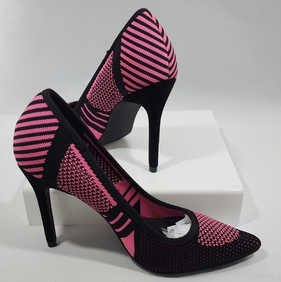 Shoes - Picture 2 of 3