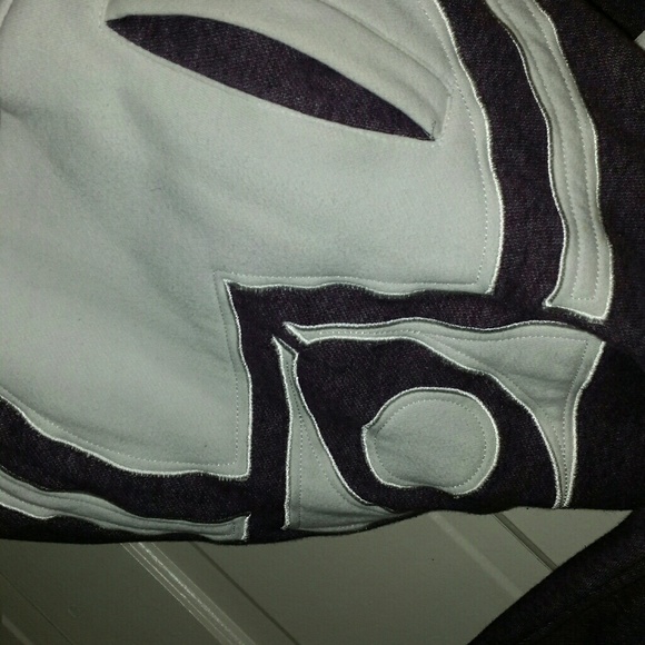 Nomis purple and white zip up hoodie - Picture 7 of 7