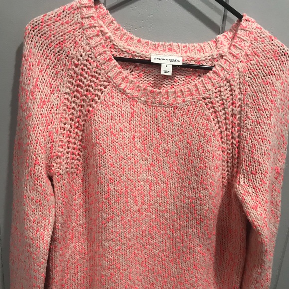 St. John’s Bay sweater - Picture 4 of 4