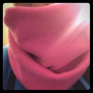 Pink Cashmere neck warmer