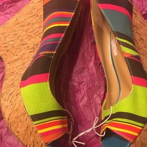 Nine West Wedge Peek Toe Heels! Barely worn shoes!