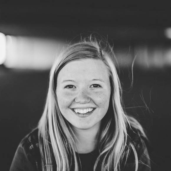 Meet your Posher, Anna - Picture 1 of 1