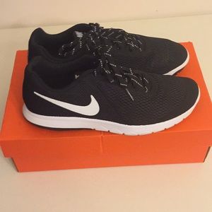 Nike Flex Experience RN 5