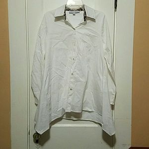 Paula deen white top with leopard print collar