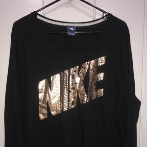 Nike Women's Logo Tee Mixed Print Black Copper