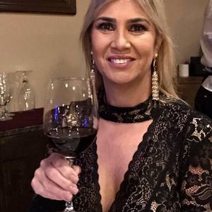 Meet your Posher, Fatima