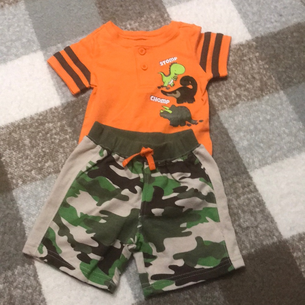 Baby boy Dino outfit 12 months NWOT