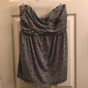 ⭐️Strapless Plus size top⭐️