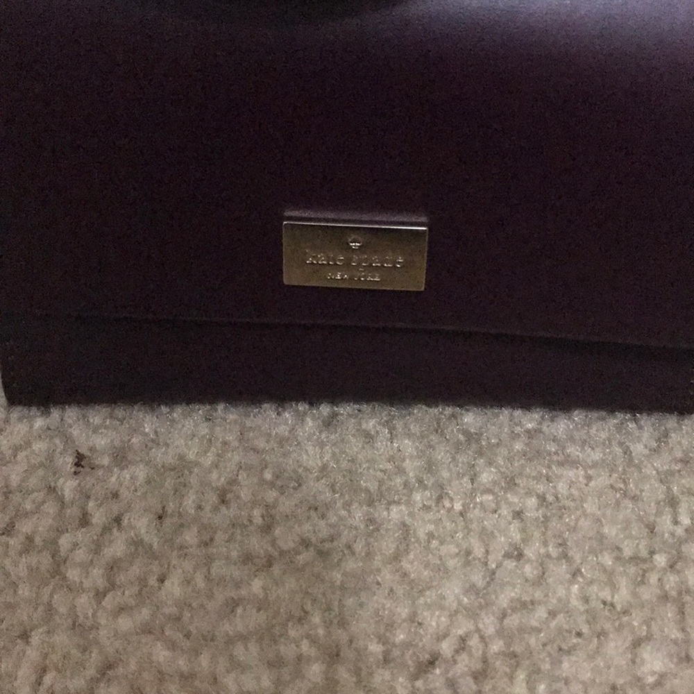 Amazing plum color bag and wallet - Picture 3 of 8