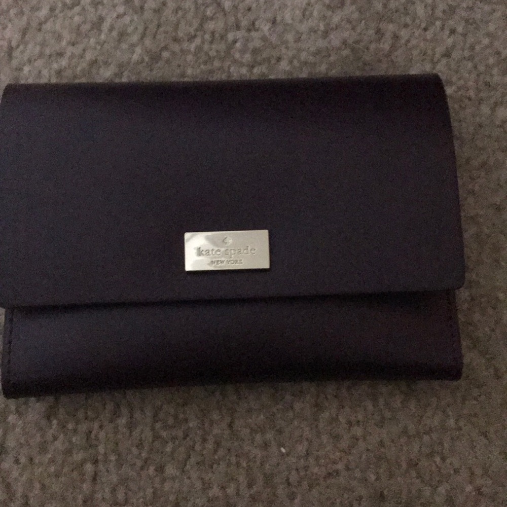 Amazing plum color bag and wallet - Picture 7 of 8