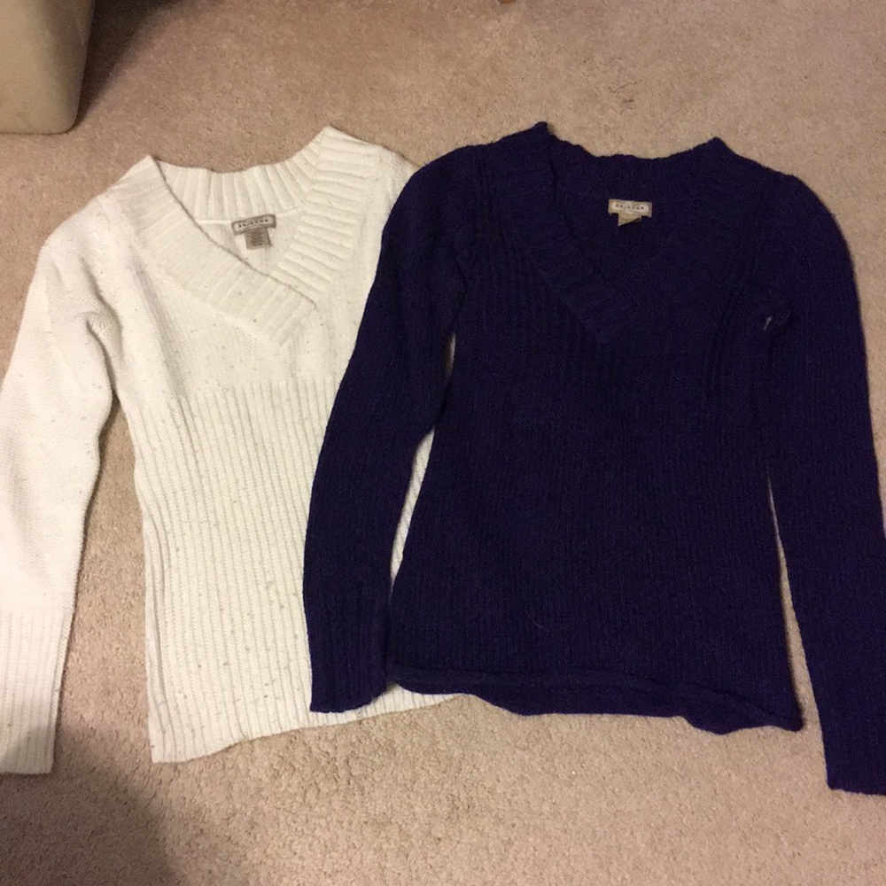 V neck sweaters ❤️