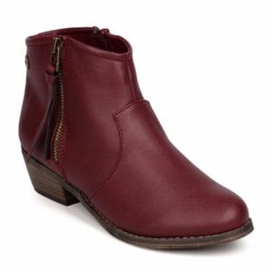 Breckelles Dorado-11 Western ankle bootie wine red