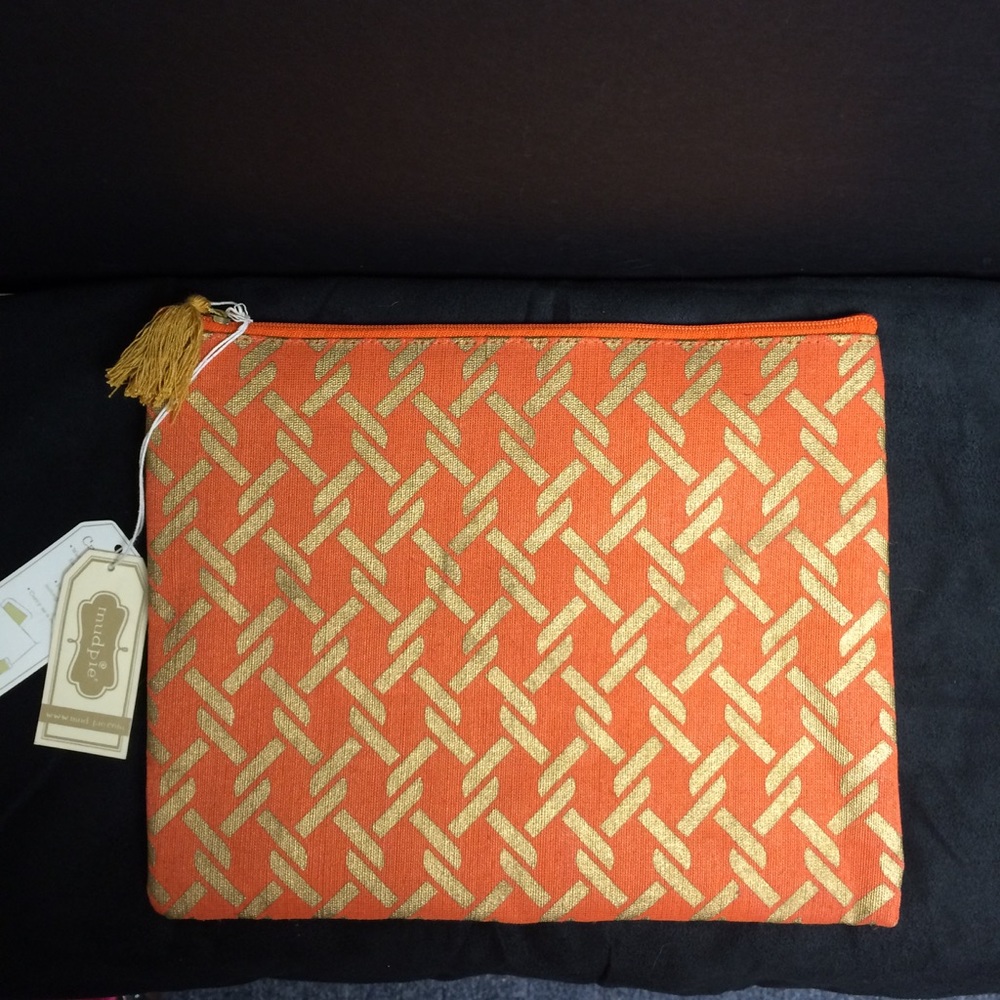Mud Pie Water resistant Pouch