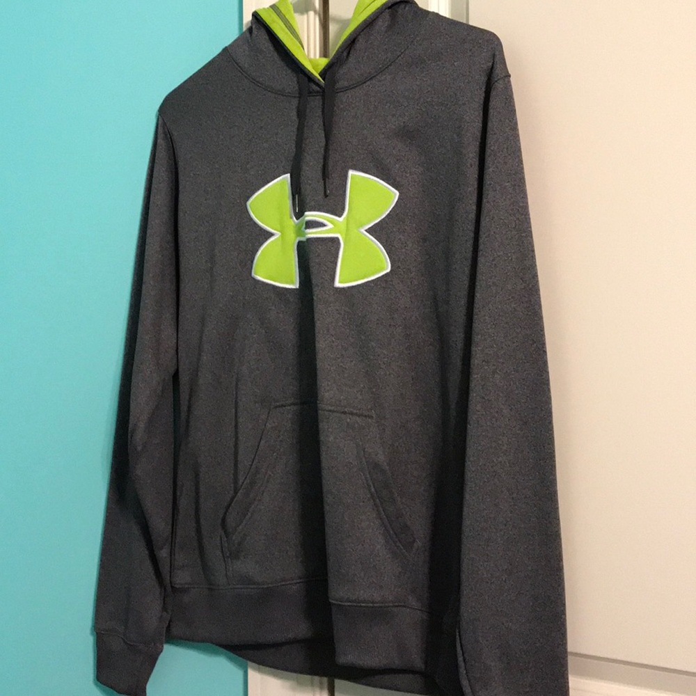 Under Armour Sweatshirt