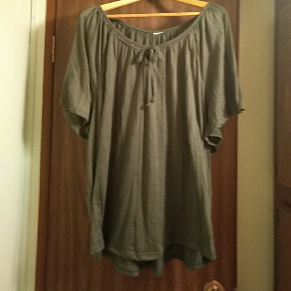 Woman's 3x Tunic