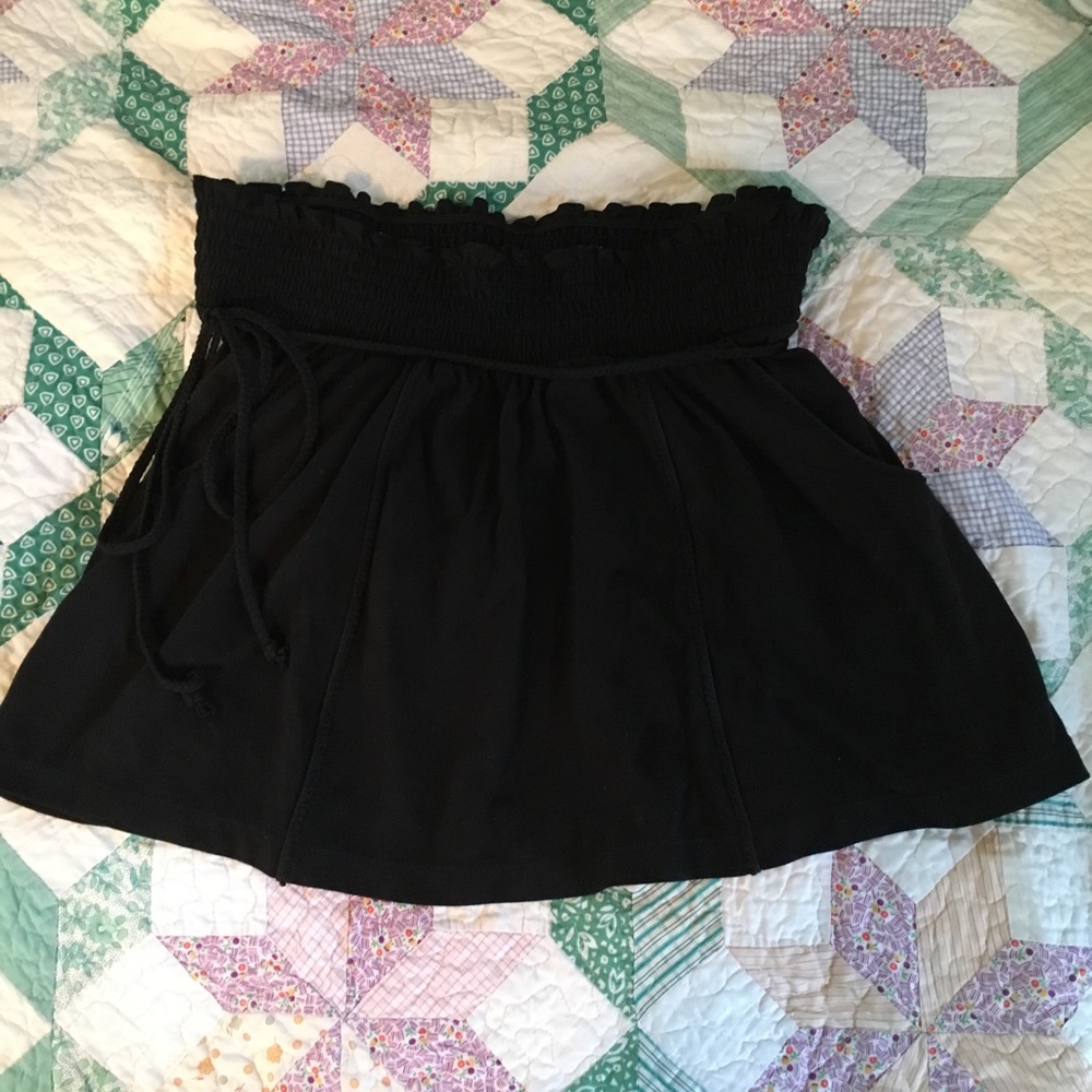 American Eagle Outfitters black mini skirt