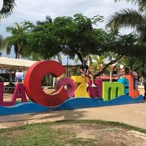 Meet your Posher, Dominick