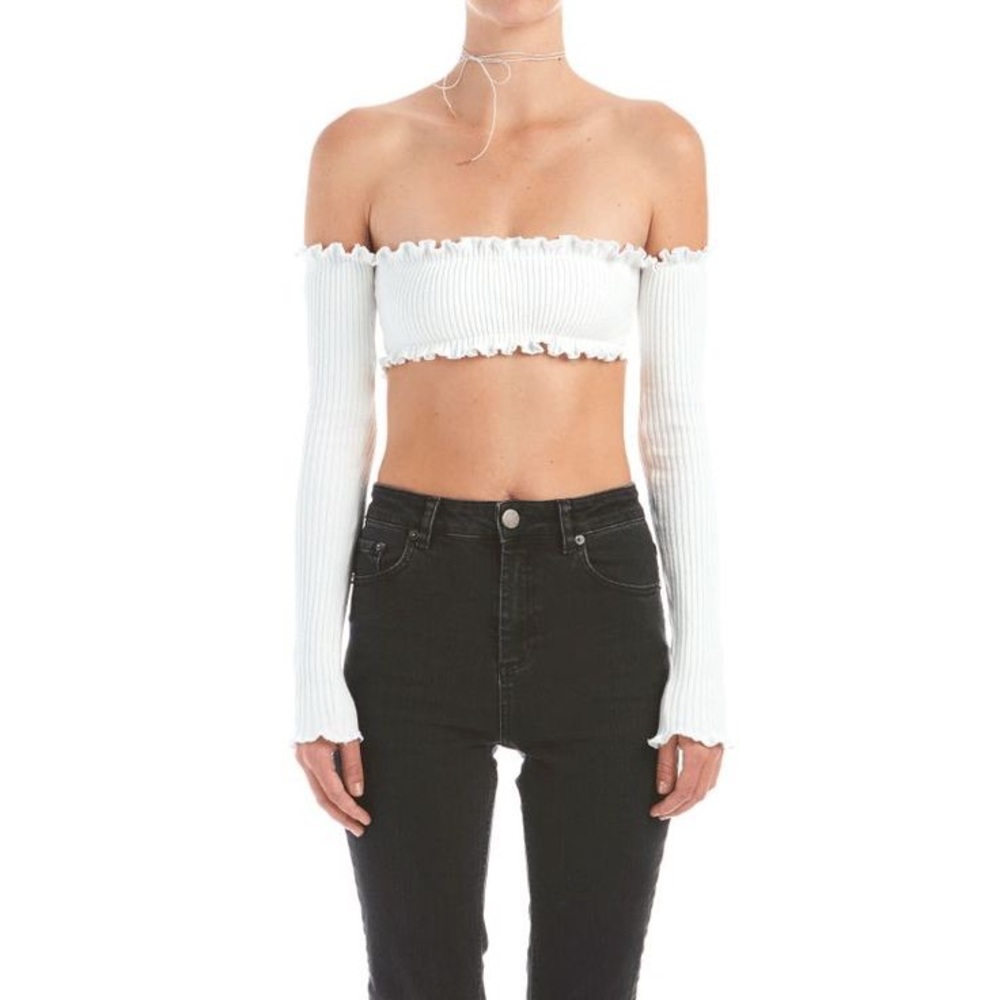 are you am I crop top