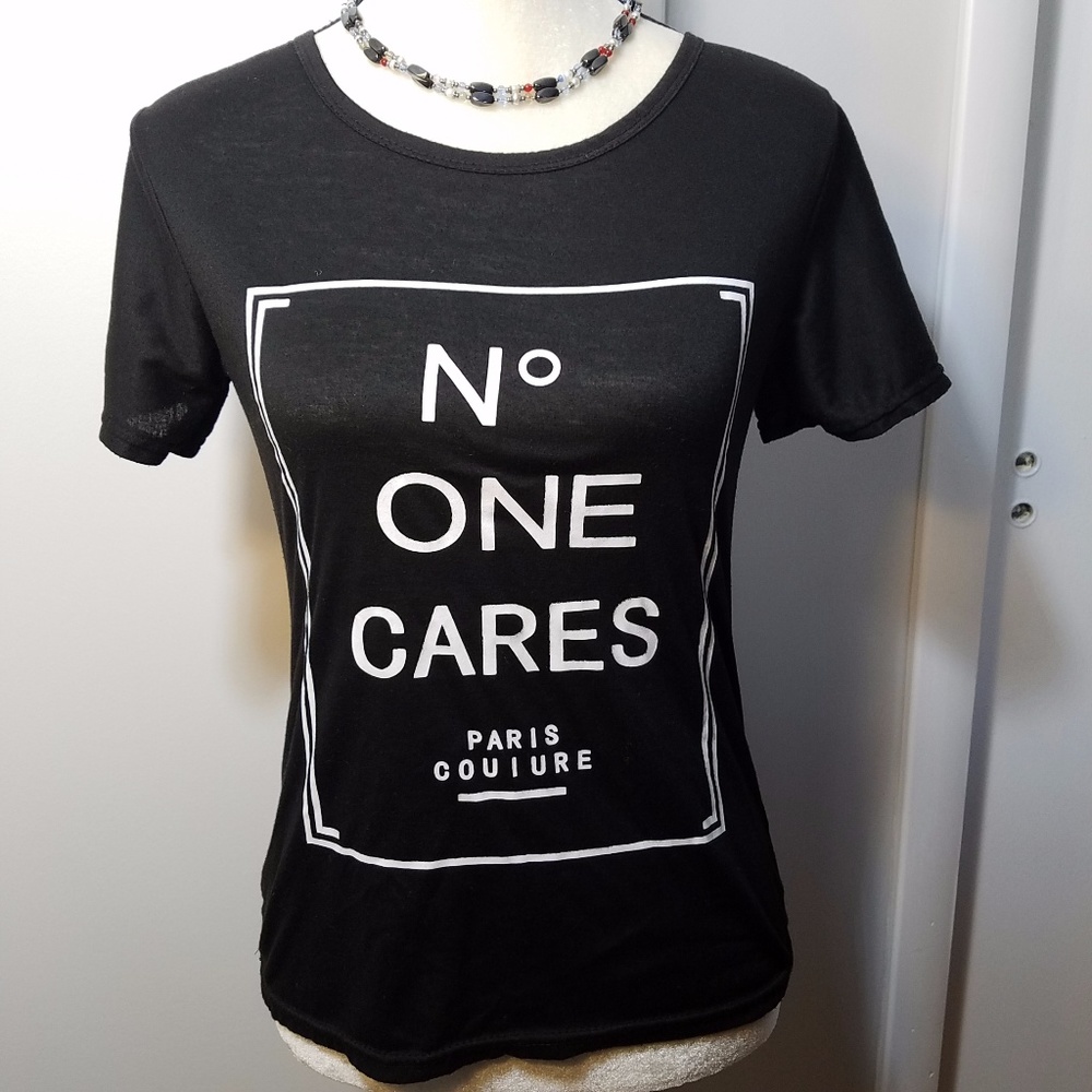 Korean Slogan Tee Shirt No One Cares