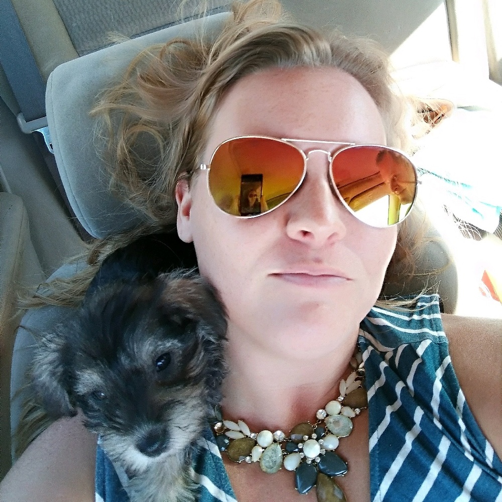 Meet your Posher, Esther