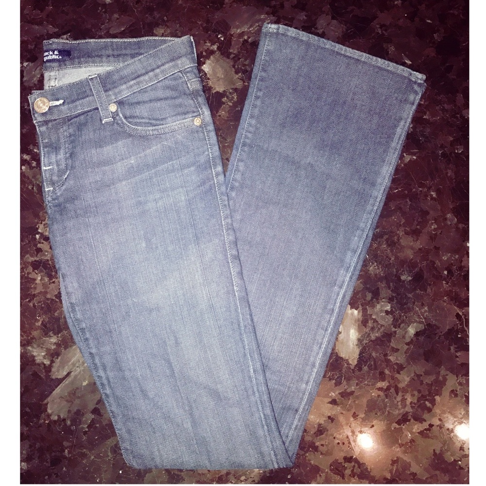 Rock & Rebublic Dark Denim Bootcut Jeans 26
