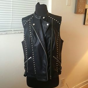 Forever 21 black studded vest size L
