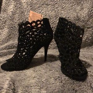 Zigi Soho Darlah Caged Pumps