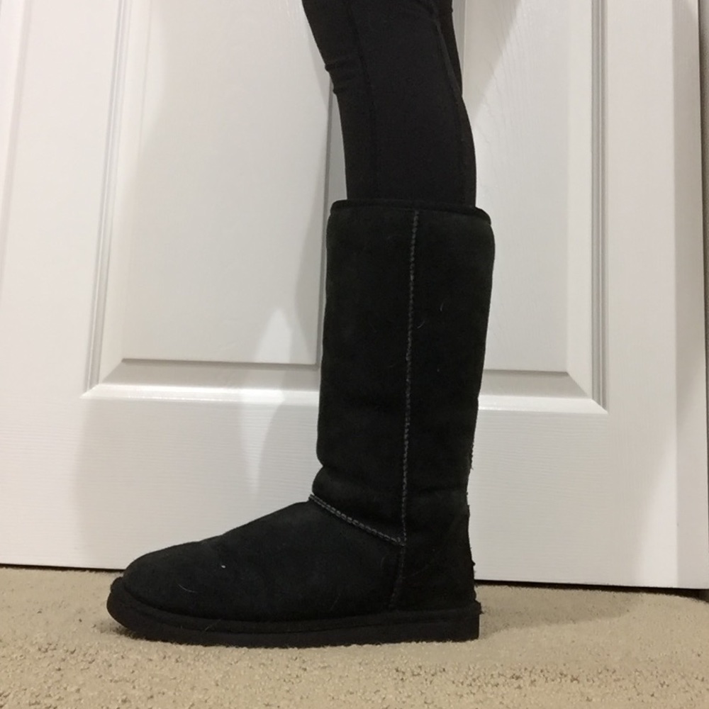 Classic II Tall UGGS Black