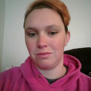 Meet your Posher, Carli