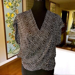 L’AGENCE 100% Silk French Blouse Top Shirt NWT