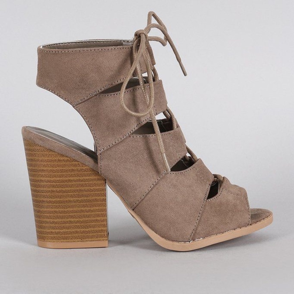 Quipid chunky heel sandals 👡