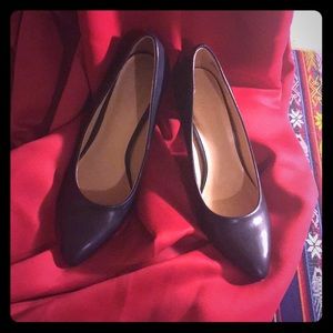 Navy blue pumps