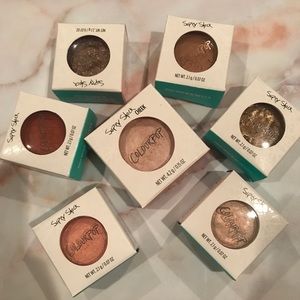 Colourpop shadow and highlighter set