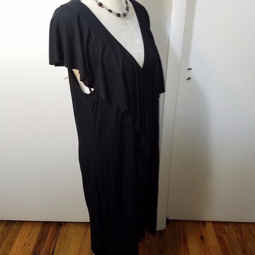 Mossimo Black Ruffled Shift Dress - Picture 3 of 8