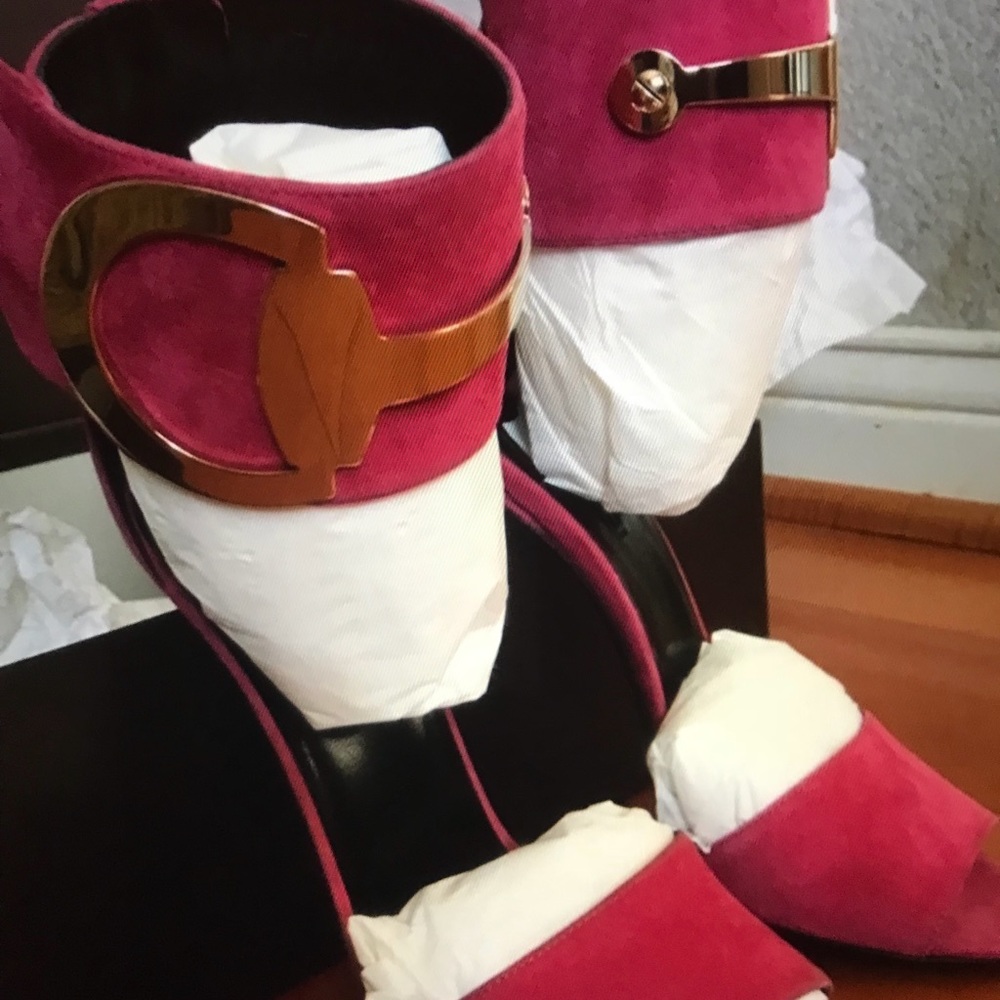 Gucci Ursula Horsebit Sandals