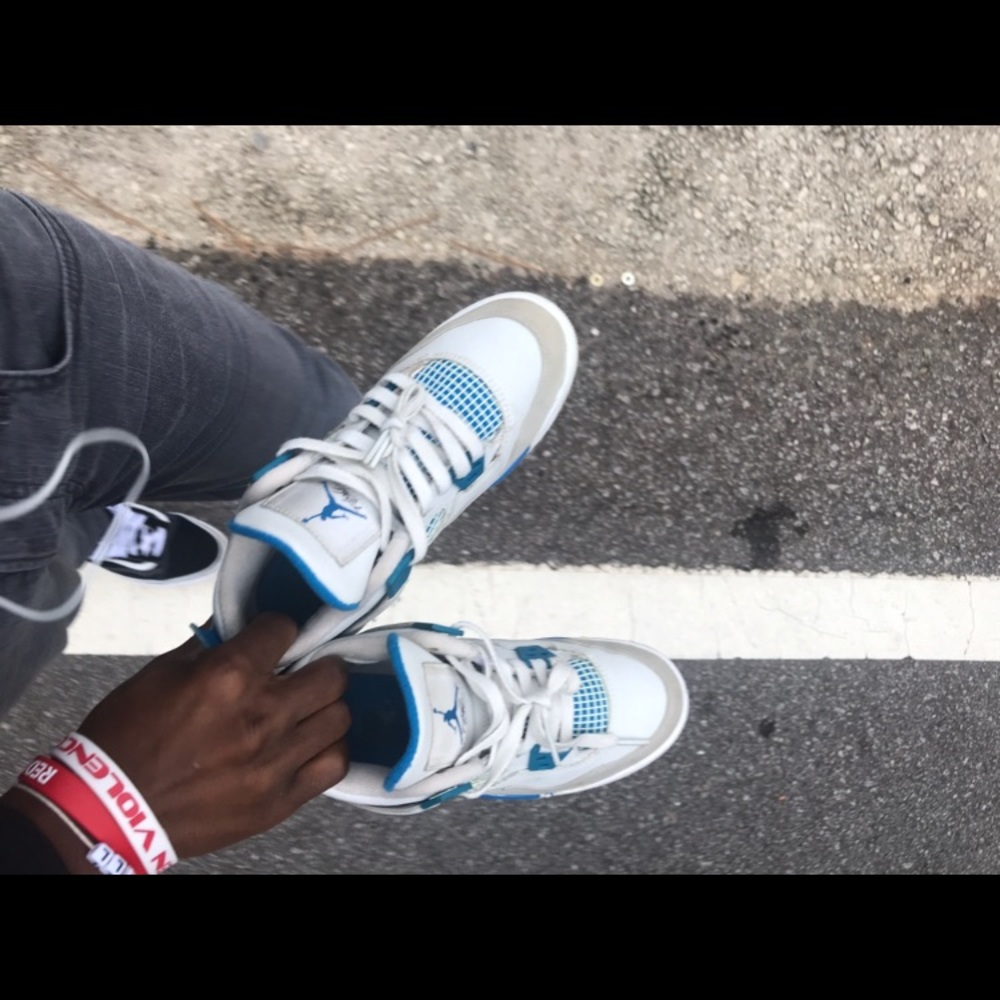 Jordan 4’s