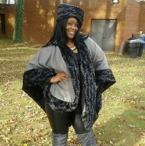 BLACK/GREY FUR COAT /HAT