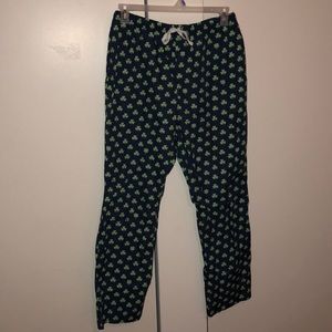 Vineyard Vines Men’s Shamrock Pajama Pants