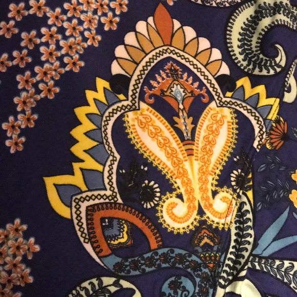 NWT Navy Floral Print Paisley Leggings🌺 - Picture 6 of 6