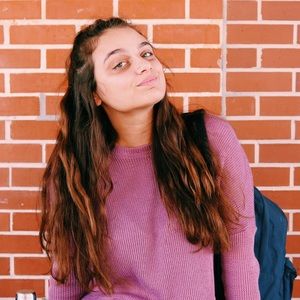 Meet your Posher, Selena