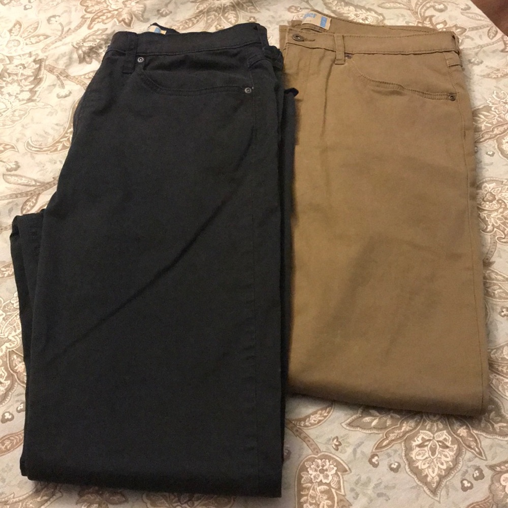 NWOT Wrangler straight fit flex pants