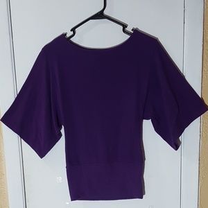 wide sleeves sweater top