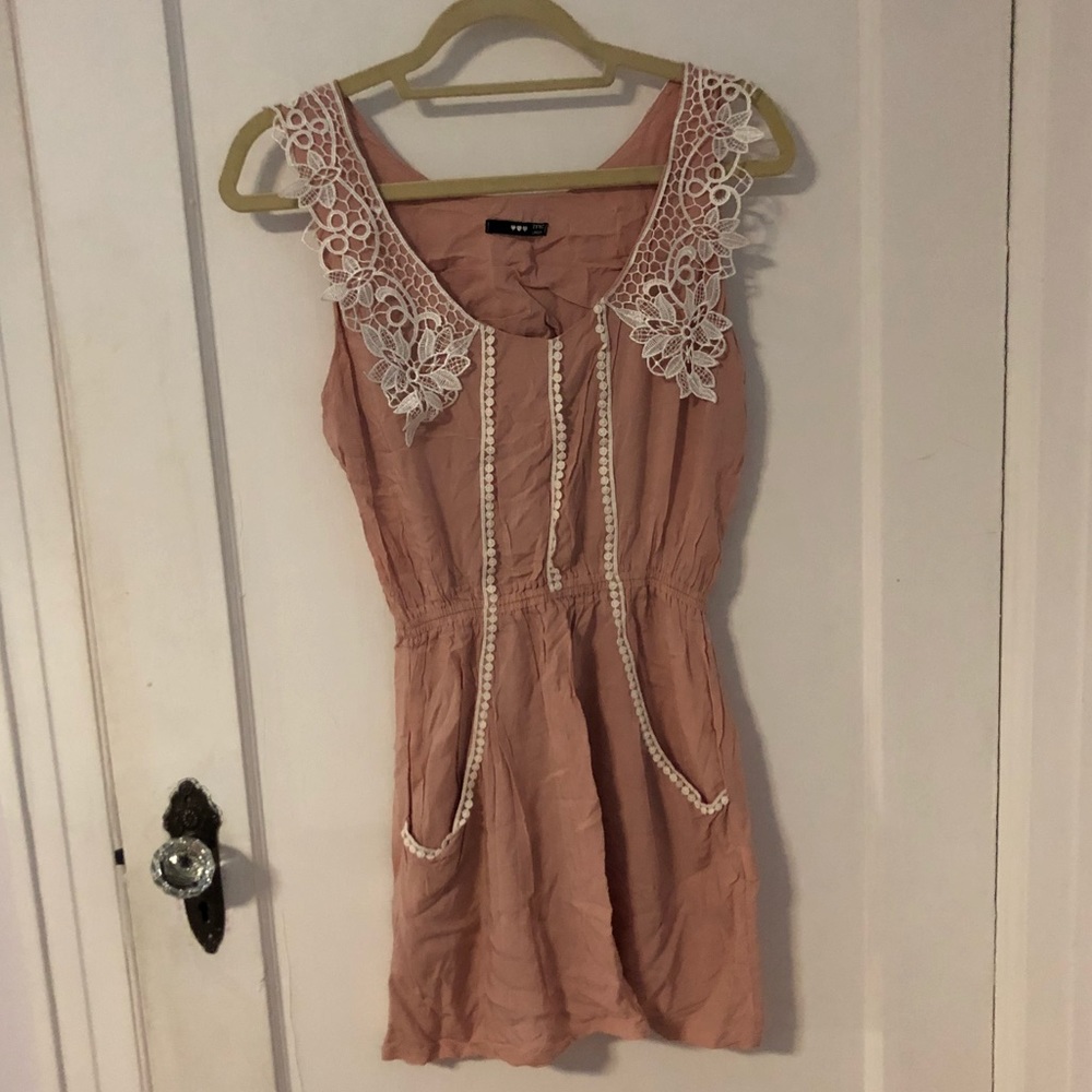 Summer dress with pockets