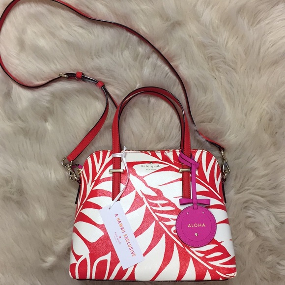 kate spade Handbags - Kate Spade Hawaii Exclusive Crossbody